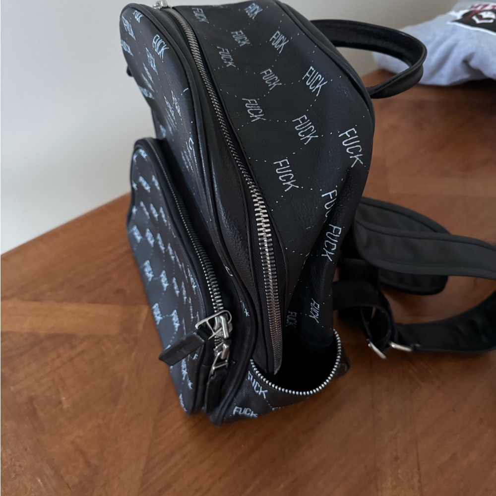 Fourgunsdown F*ck Leather Backpack - Picture 4 of 4